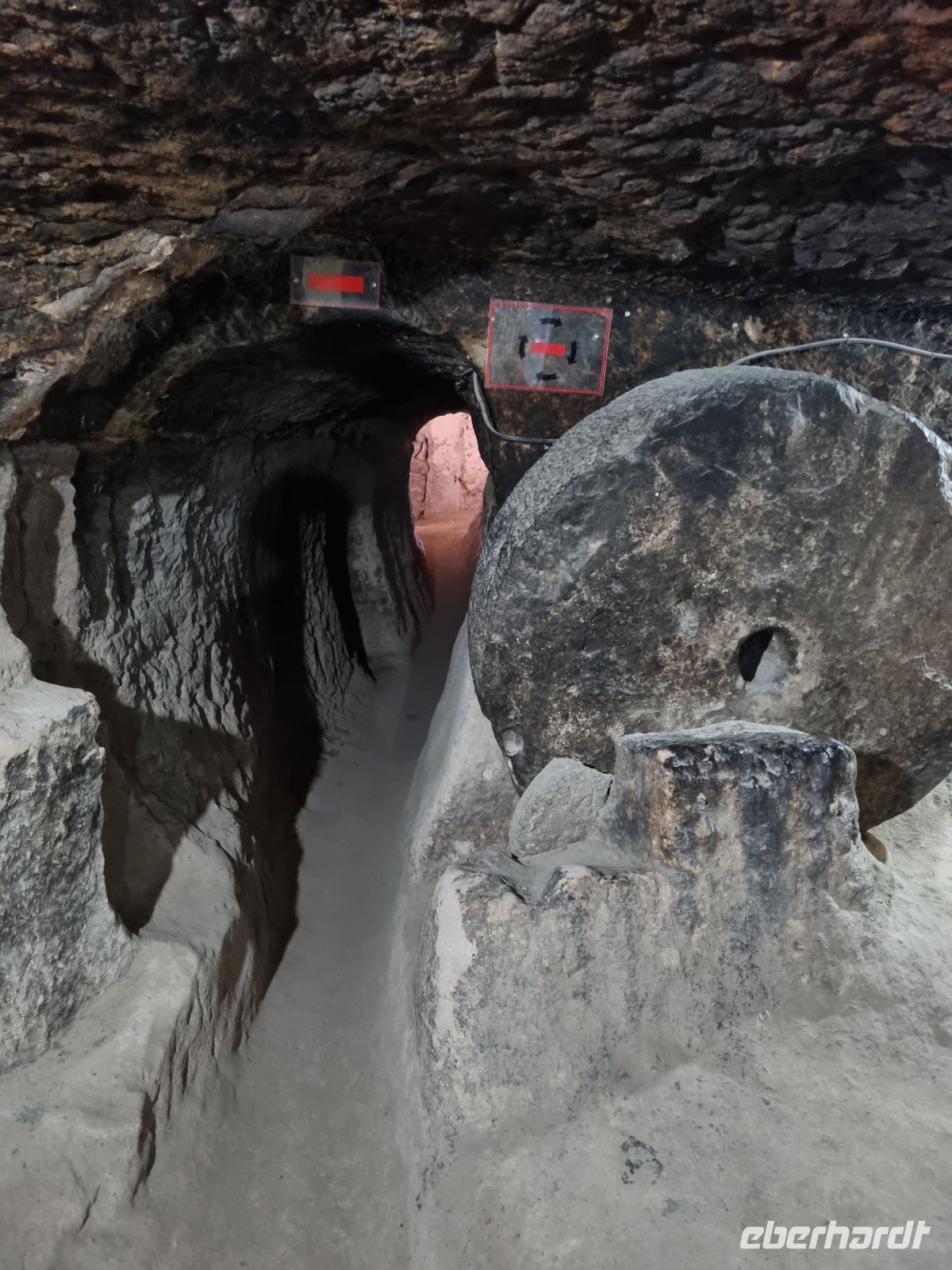 2. unterirdische Stadt Saint Mercurius Saratli (Steintür)