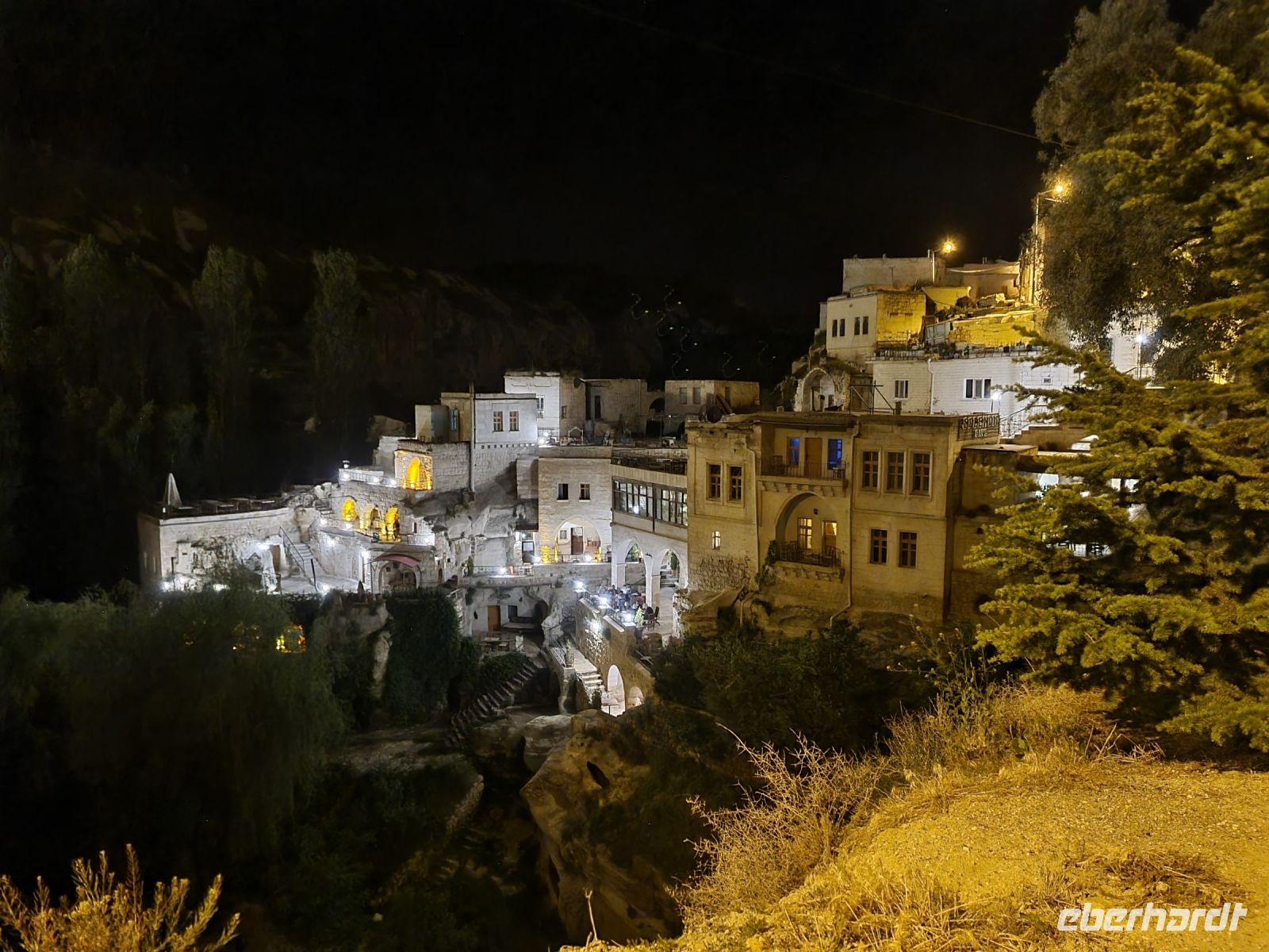 Lichterspaziergang am Abend in Ortahisar