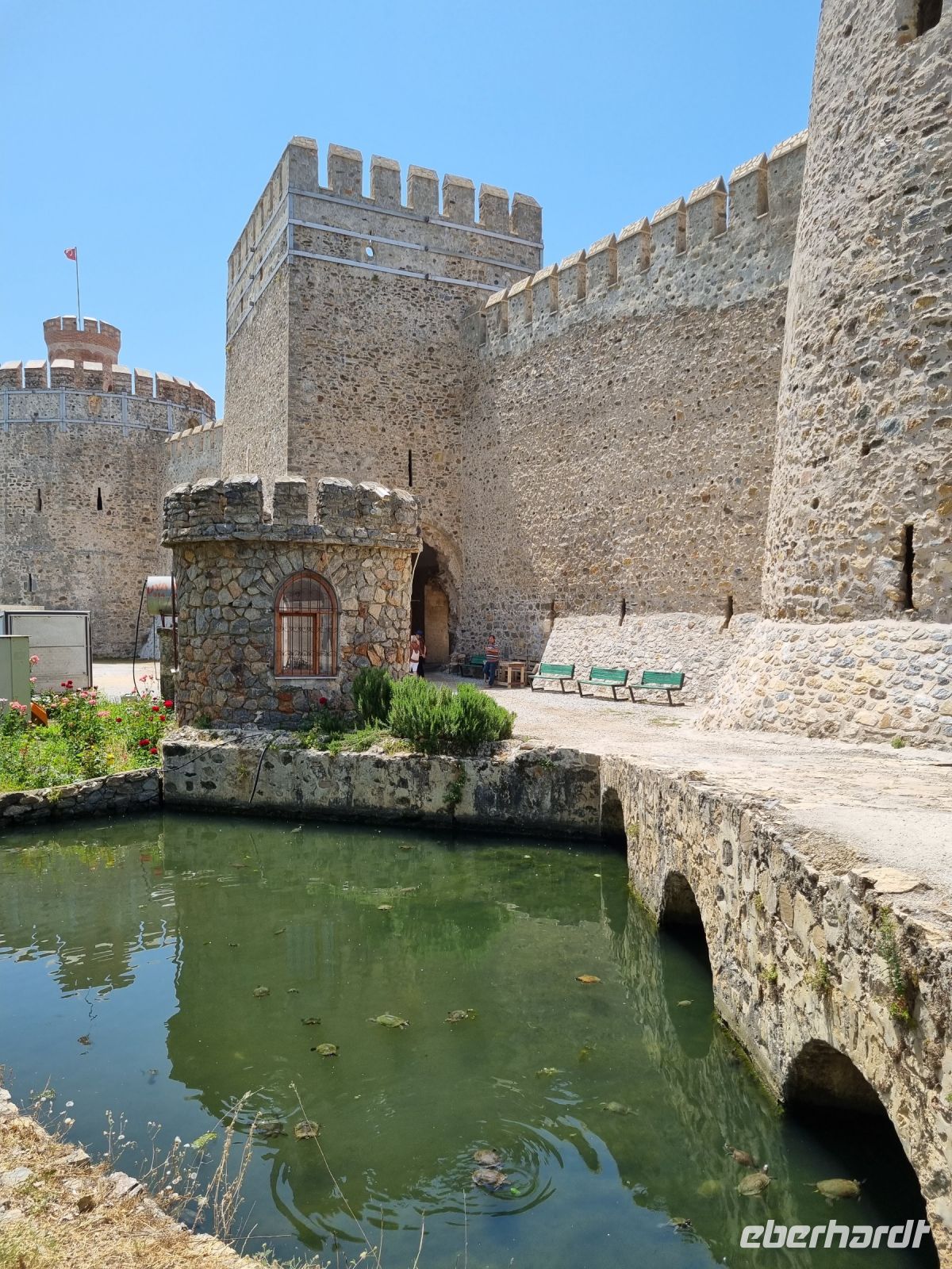 Küstenstraße zwischen Mersin und Antalya... (Mamure-Festung bei Anamur)