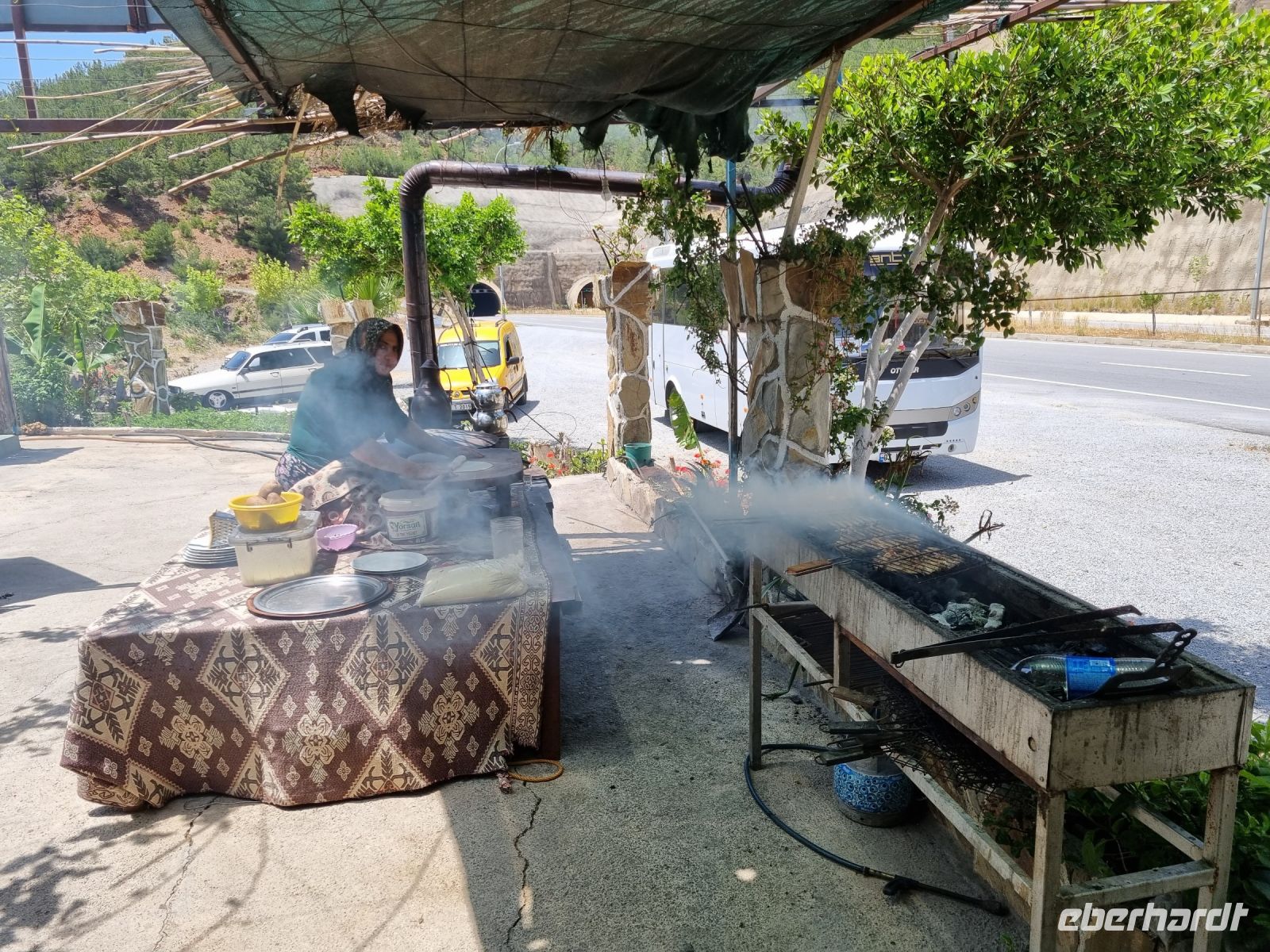 Küstenstraße zwischen Mersin und Antalya... (Mittagessen im Restaurant 