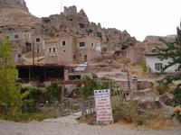 Soganli-Tal - noch bewohnte Höhlenwohnungen