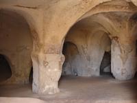 Zelve-Tal - im Inneren der Säulen-Kirche