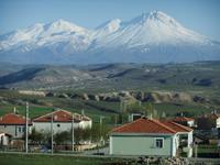 Blick zum erloschenen Vulkan Hasan