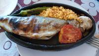 Mittagessen in Belisirma