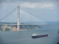 Anfang 2016 soll hier ein neue Brücke über den Bosporus führen