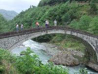 Fotostopp an der alten Brücke