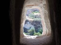 Blick aus einem Kirchenfenster 