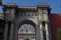 127 - in den Gärten des Dolmabahce-Palastes