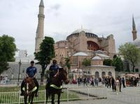 berittene Polizei vor der Hagia Sophia