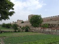 an der alten Stadtmauer