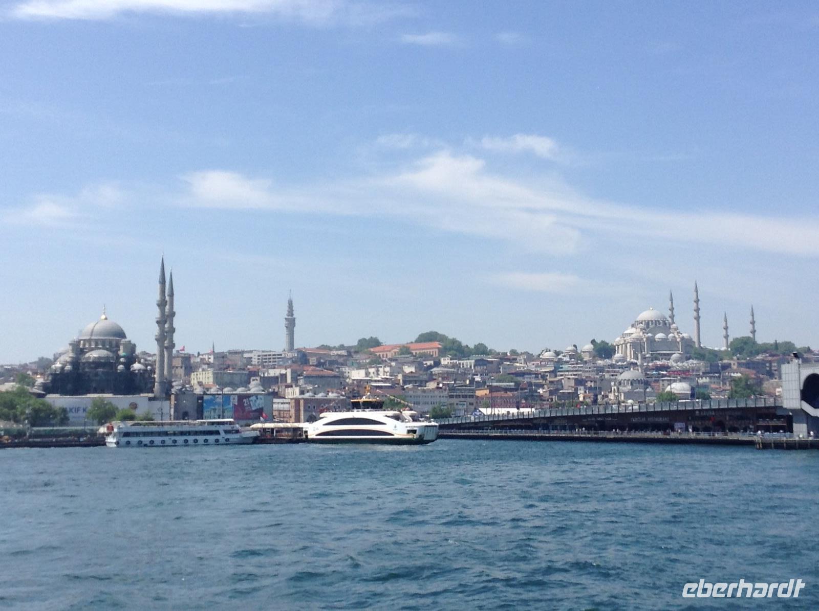 entlang der europäischen Seite