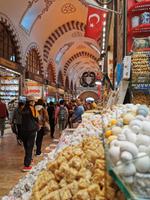 Stand mit Süßigkeiten im Kapali Carsi