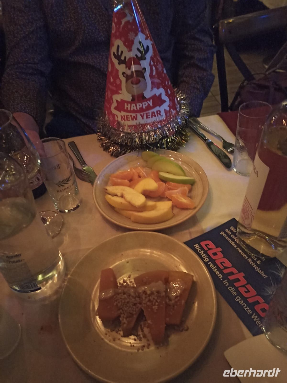 Frische Obst und süßer Kürbis am Silvesterabend.jpeg