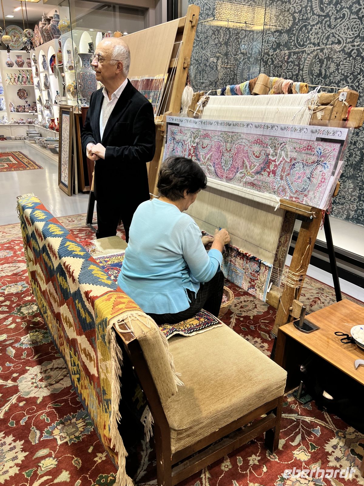 Knüpferin - Erstellung eines Teppiches.jpeg