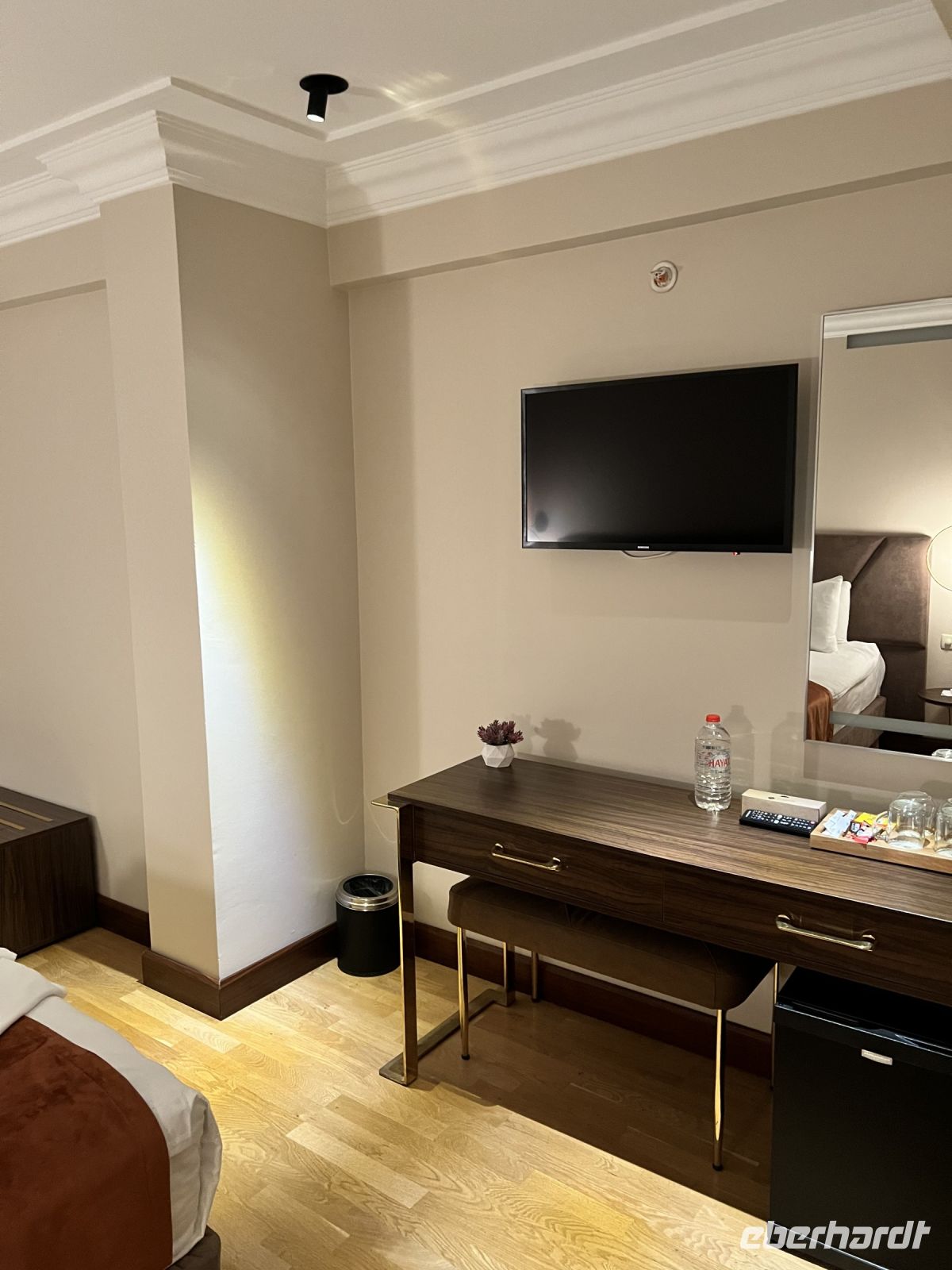 Zimmer Hotel Recital Park.jpeg