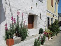 Samos, PÃ­rgos &ndash; &copy; Helen Krippner (Eberhardt TRAVEL)