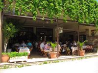 Rhodos, Mittagspause in Emeros &ndash; &copy; Helen Krippner (Eberhardt TRAVEL)