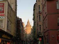 Auf dem Weg zum Galata Turm