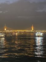 Goldenes Horn bei Nacht