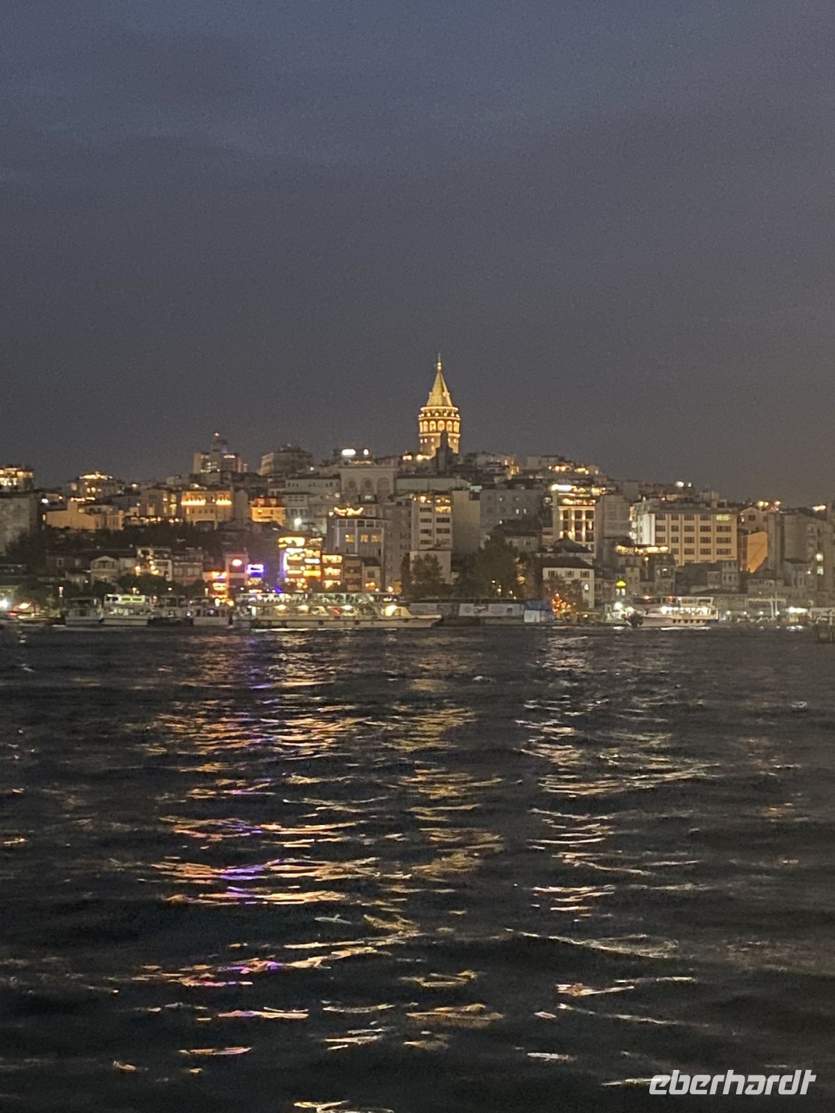 Istanbul bei Nacht