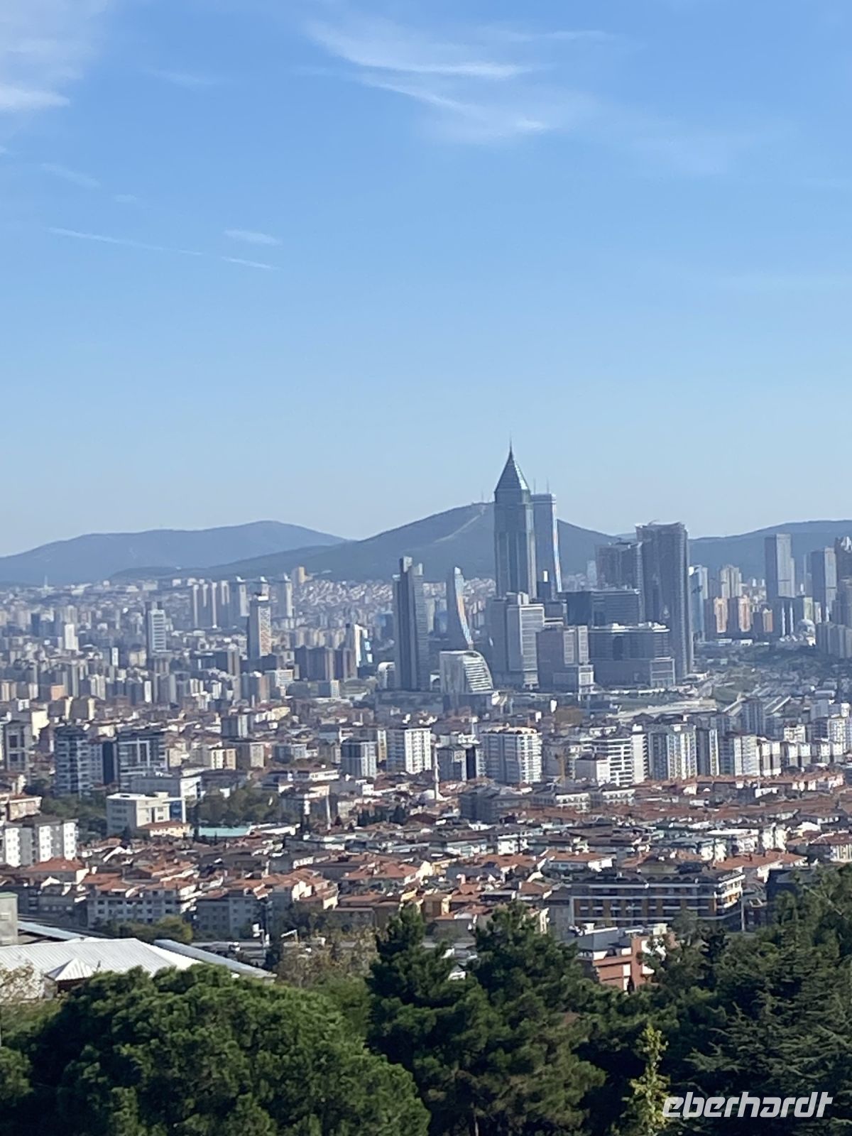 Aussicht vom Camlica Hügel auf das neue Finanzzentrum