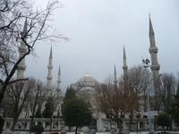 sechs Minaretten sind das Zeichen der Blauen Moschee