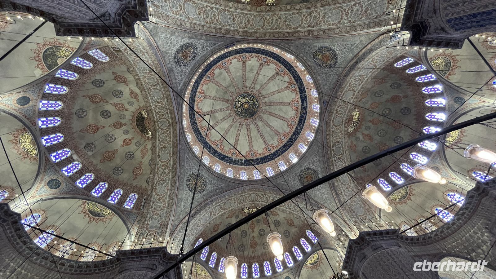 das Innere der Bauen Moschee