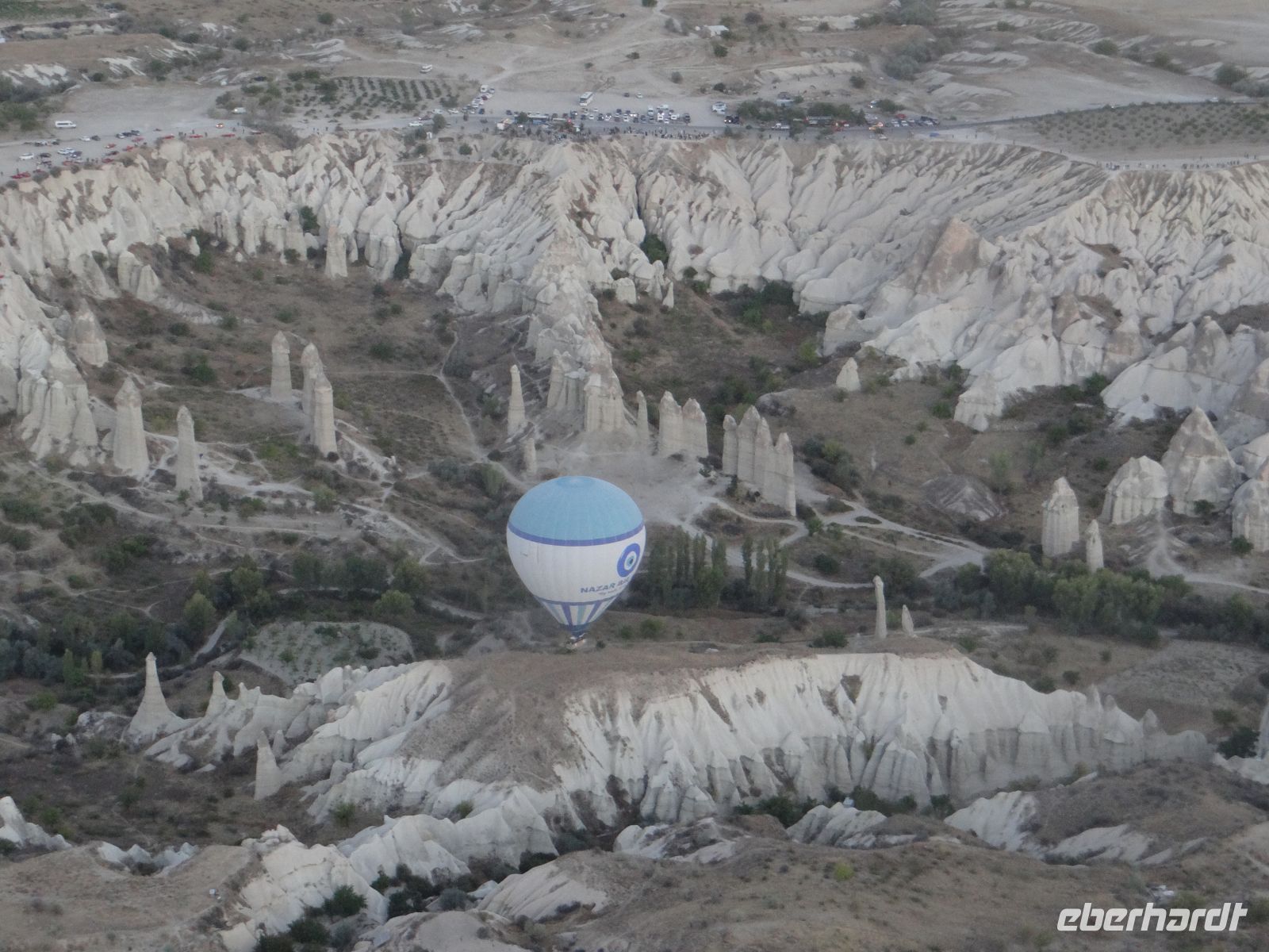 Kappadokien, beim Landen muss man sehr aufpassen, den Ballon nicht auf einer Felsspitze aufzusetzen.
