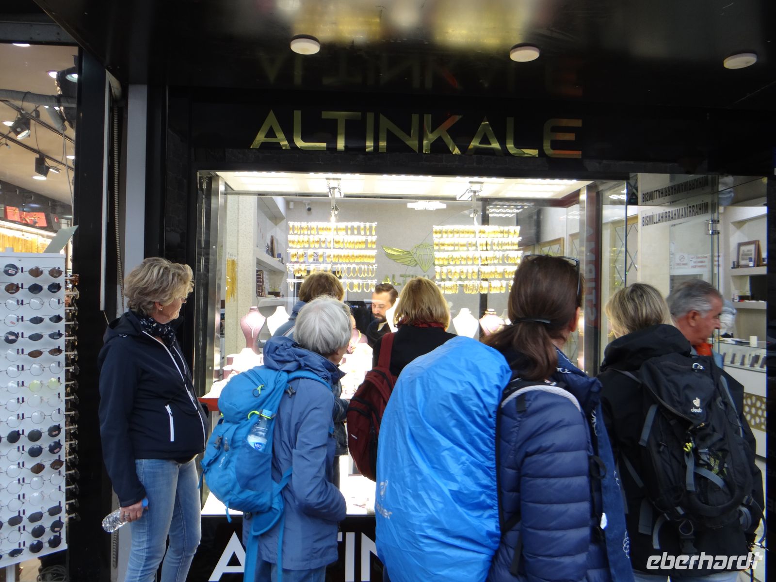 Kappadokien, Kayseri, so viele Goldgeschäfte im Basar.