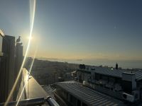 Morgensonne auf Hotelterasse