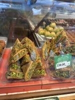 typische Süßigkeiten &ndash; &copy; Birgit Kirchner (Eberhardt TRAVEL)