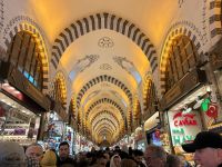 in alle Richtungen ist es voll heute &ndash; &copy; Birgit Kirchner (Eberhardt TRAVEL)