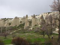 Blick auf die Feenkamine im Liebestal