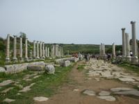 Einkaufsstrasse in Perge