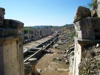 Kolonnadenstraße in Perge