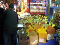 Auf dem Gewürzbasar in Istanbul