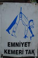 Bei Gerüstarbeiten anschnallen!