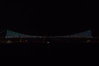 Lichtshow an der Atatürk-Brücke