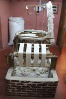 Seidenfäden werden zusammen gerollt