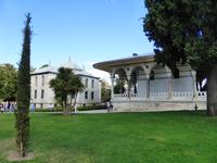 die Bibliothek Ahmeds III. und der Audienzsaal