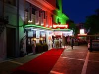 Besuch des Nachtlokals Karvansaray mit Abendshow