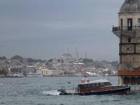 Der Mädchenturm mit Altstadt im Hintergrund