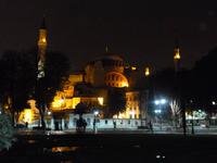 Die Hagia Sophia herrlich beleuchtet