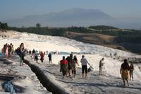 auf den Kalksinterterrassen in Pamukkale