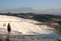 auf den Kalksinterterrassen in Pamukkale