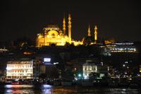 Blaue Moschee bei Nacht in Istanbul