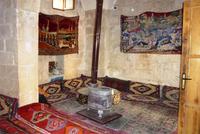 24.10.11 Midyat, Blick in eine Teestube im Alten Basar