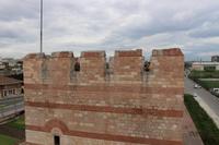 Auf den Festungen der Stadtmauer