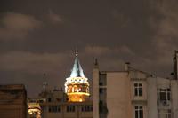 Galataturm bei Nacht Istanbul