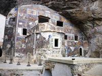 Grottenkapelle mit Fresken im griech.-byzantinischen Stil